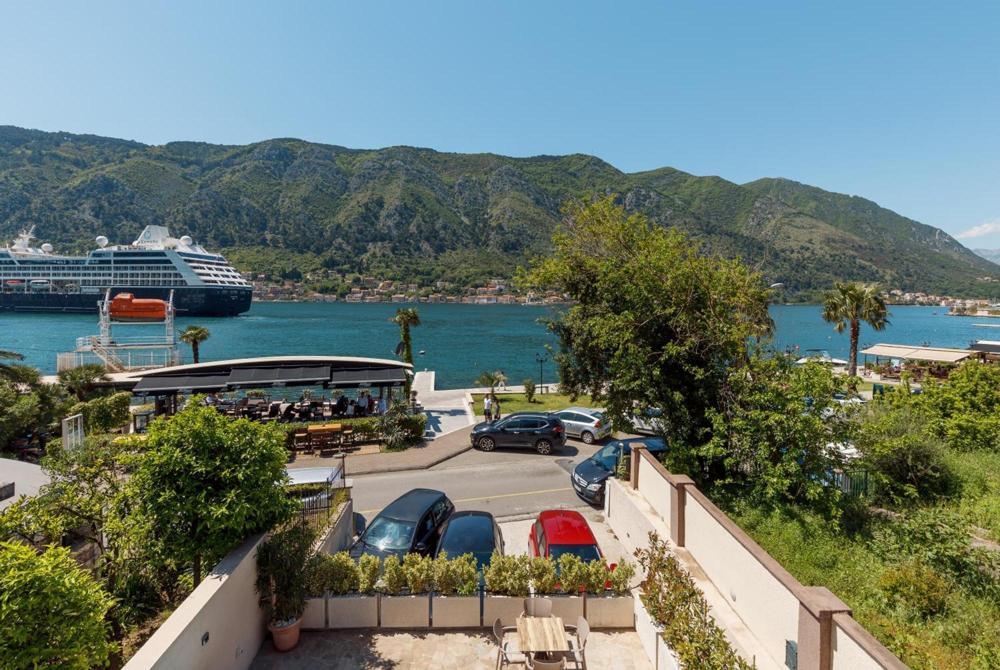 Ocea Studio Apartments Kotor Exterior photo